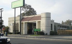 Bakersfield Inn And Suites